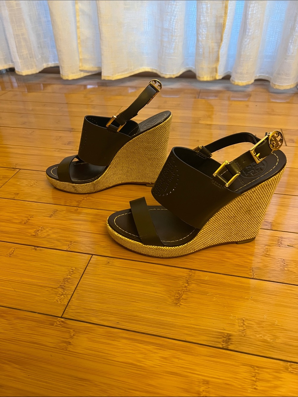 Tory Burch Black Leather Wedge Sandals with Gold Buckle - Picture 2 of 6